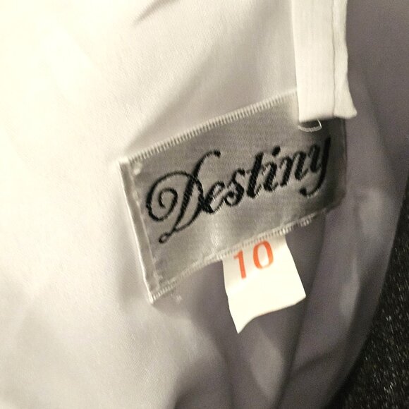 Destiny White Wedding Dress 10 - Picture 5 of 9